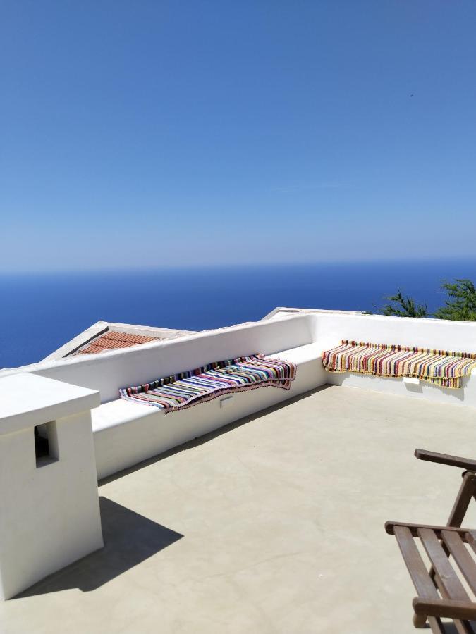 Oniropagida Nisyros Apartments #2 Nikia View Exterior foto